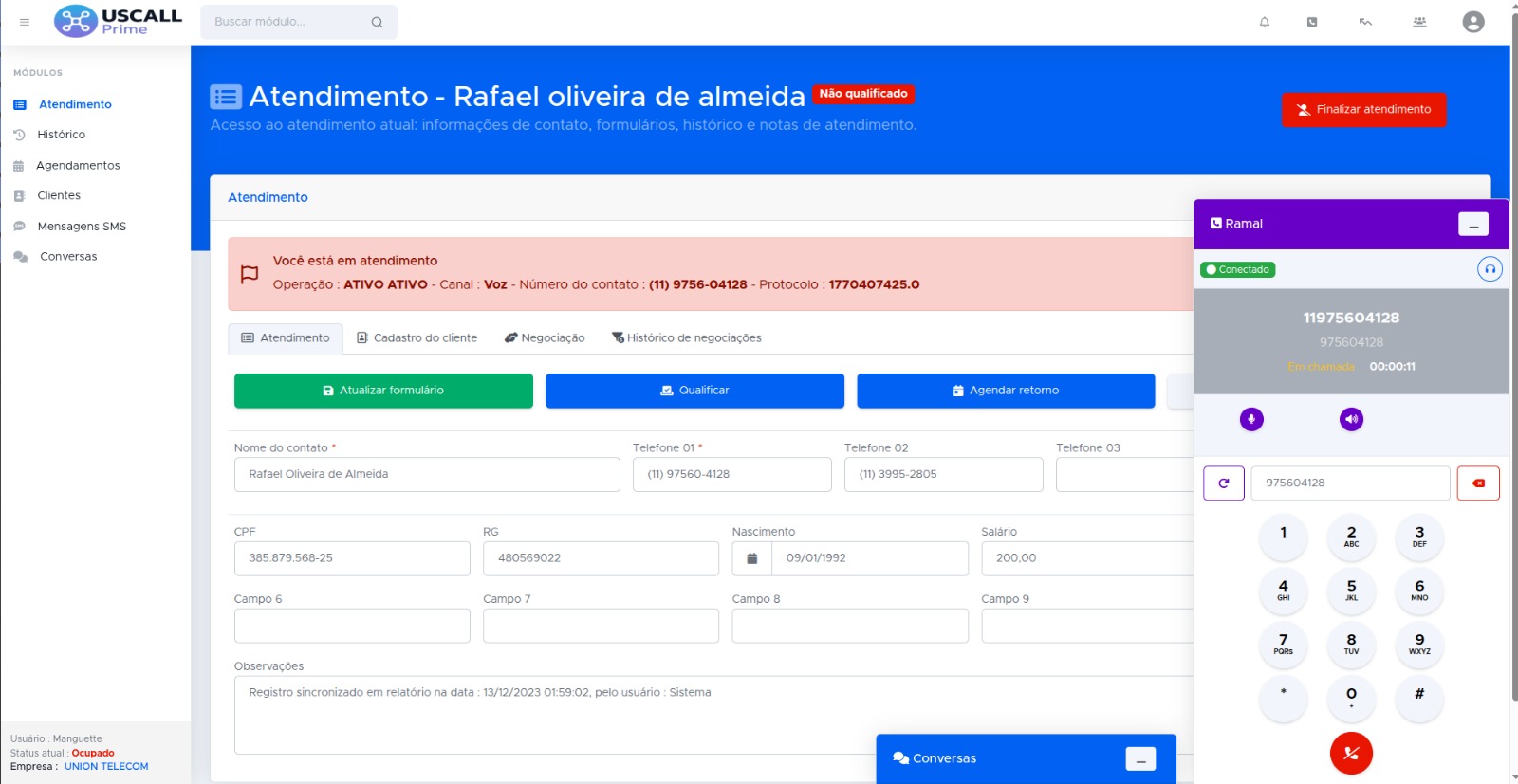 Tela de atendimento com softphone integrado
